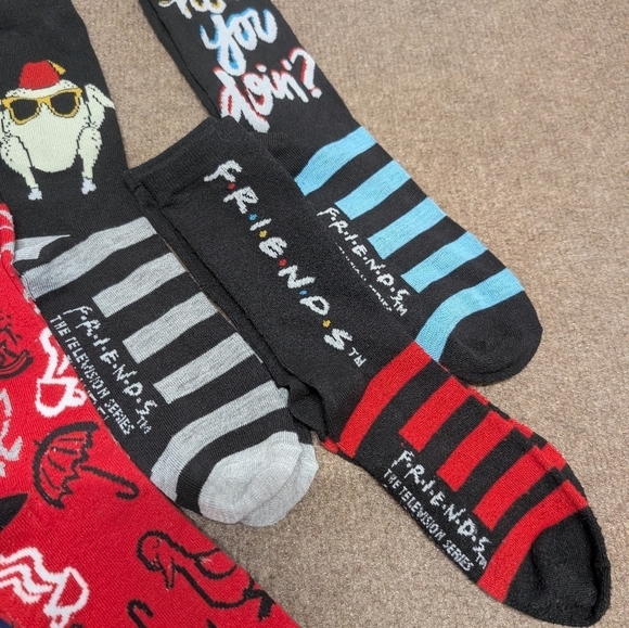 Friends Dress Socks Novelty Men's 7 pairs - Picture 4 of 4